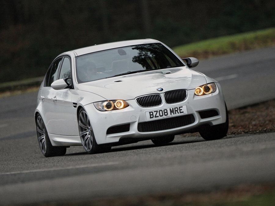  BMW M3 Sedan 2008 года  (UK) (фото 11 из 11)